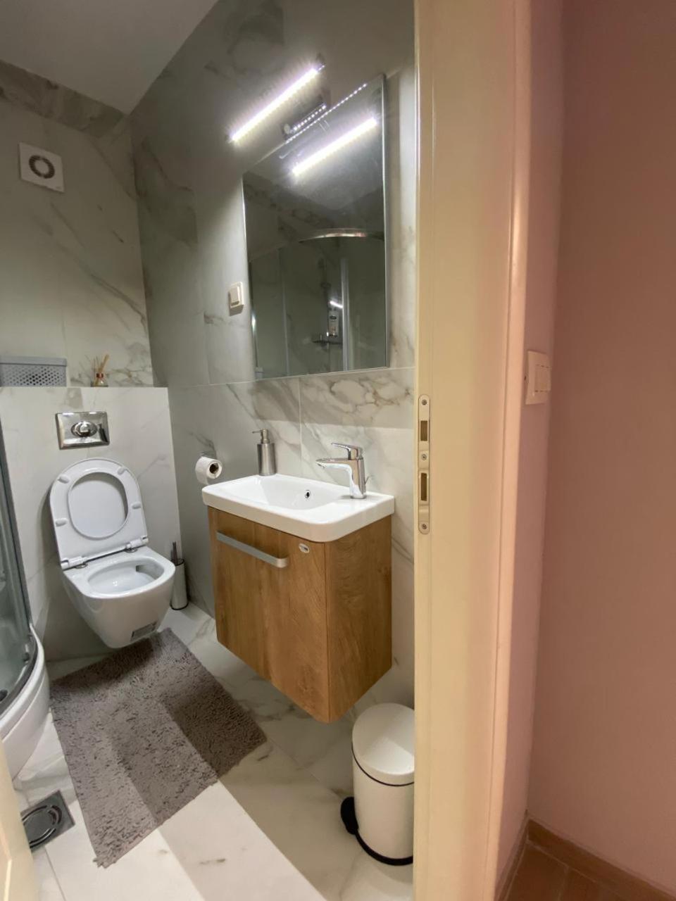 Apartman Tara Tivat Luaran gambar