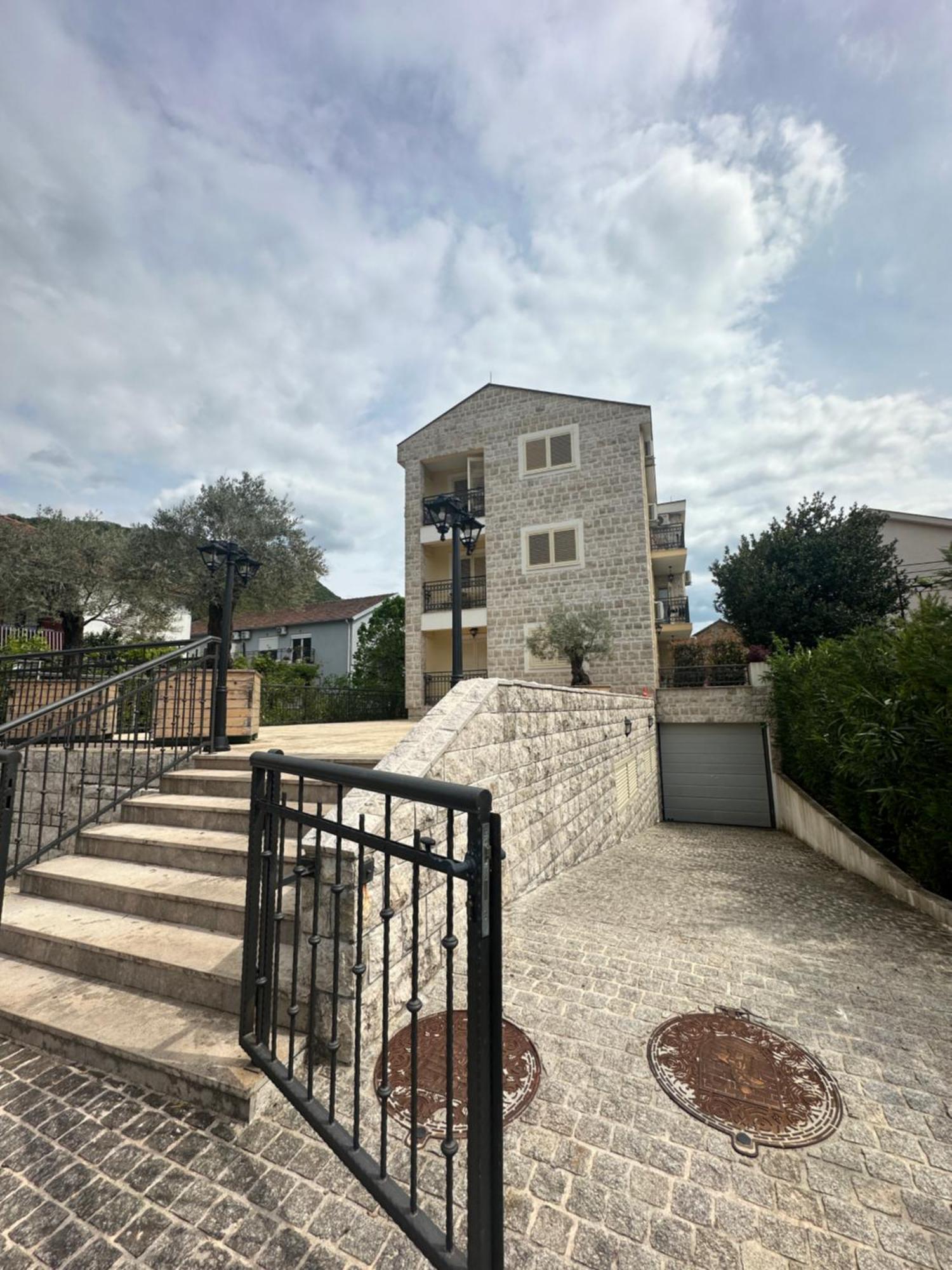 Apartman Tara Tivat Luaran gambar